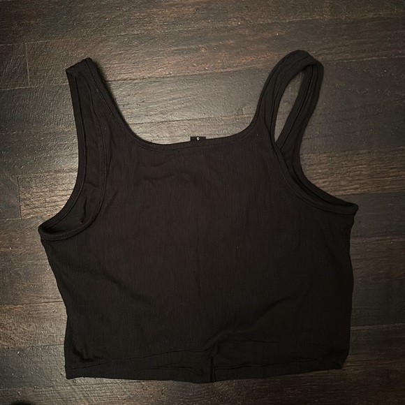 Athleta button crop top - Picture 3 of 3